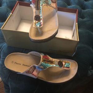 Women’s beaded wedge flip flop